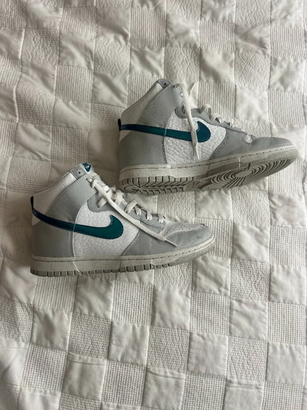 Nike Dunk High White/Teal Metallic Sneakers 💎🩵